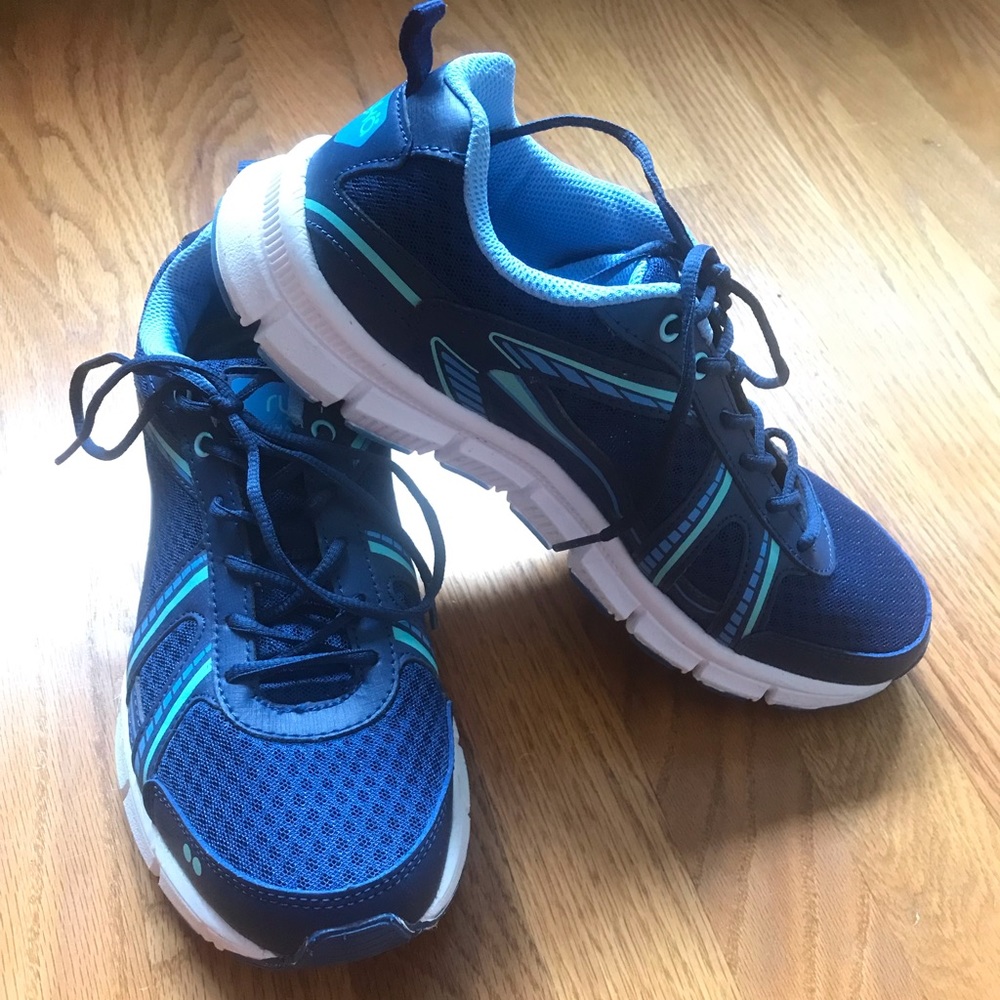 Women’s Ryka shoes size 9.5M